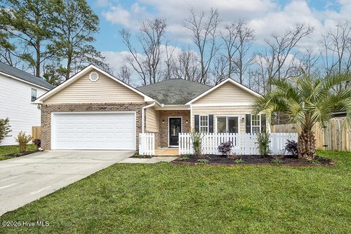 1020 Lake Norman Ln, Leland, NC, 28451-9188 | Card Image