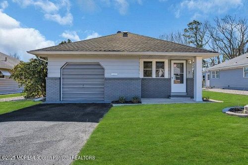 7 Mount Kisco Dr, Toms River, NJ, 08753-1423 | Card Image