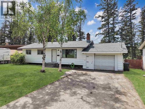 1215 12th Ave N, Williams Lake, BC, V2G2N9 | Card Image