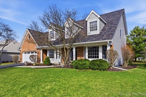 1367 Saxon Ln, Naperville, IL, 60564-5137 | Card Image