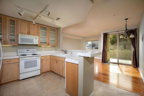117-1601 India St, San Diego, CA, 92101 | Card Image