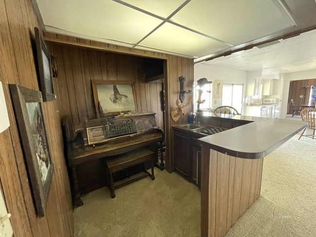 Bar | Image 19