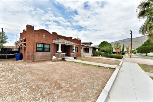 2906 Wheeling Avenue, El Paso, TX, 79930 | Card Image