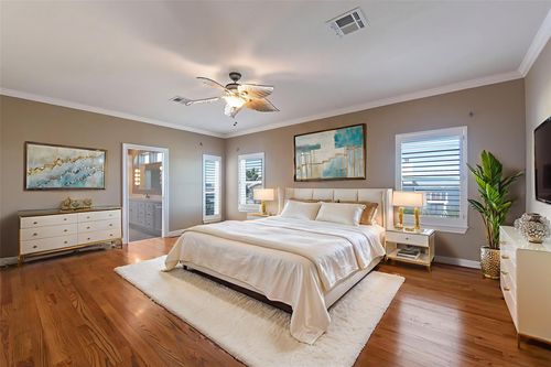 1306 Outrigger, Tiki Island, TX, 77554-6180 | Card Image
