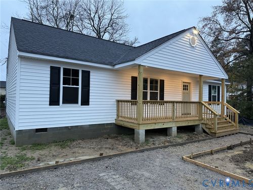 325 Yorktown Dr, Colonial Heights, VA, 23834-3043 | Card Image