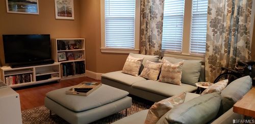363 22nd Ave, San Francisco, CA, 94121-2148 | Card Image