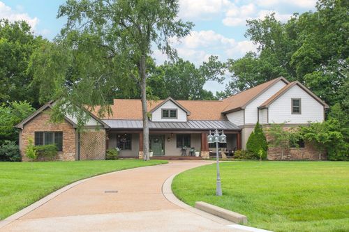 510 W Meade Dr, Nashville, TN, 37205-3126 | Card Image