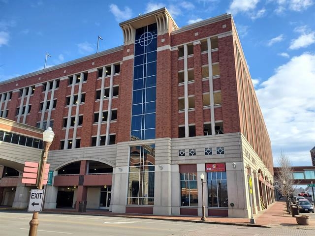 102 Jefferson St, Wausau, WI 54403-5446
