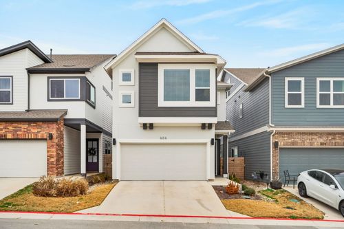 606 Terrier Trl, Austin, TX, 78745-5070 | Card Image