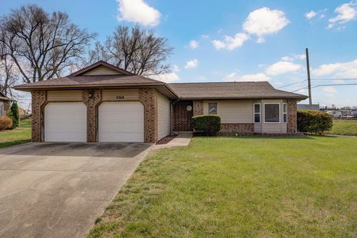 2268 E Parkwood St, Springfield, MO, 65803-4956 | Card Image