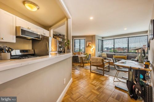 901-1601 18th St Nw, WASHINGTON, DC, 20009-2518 | Card Image