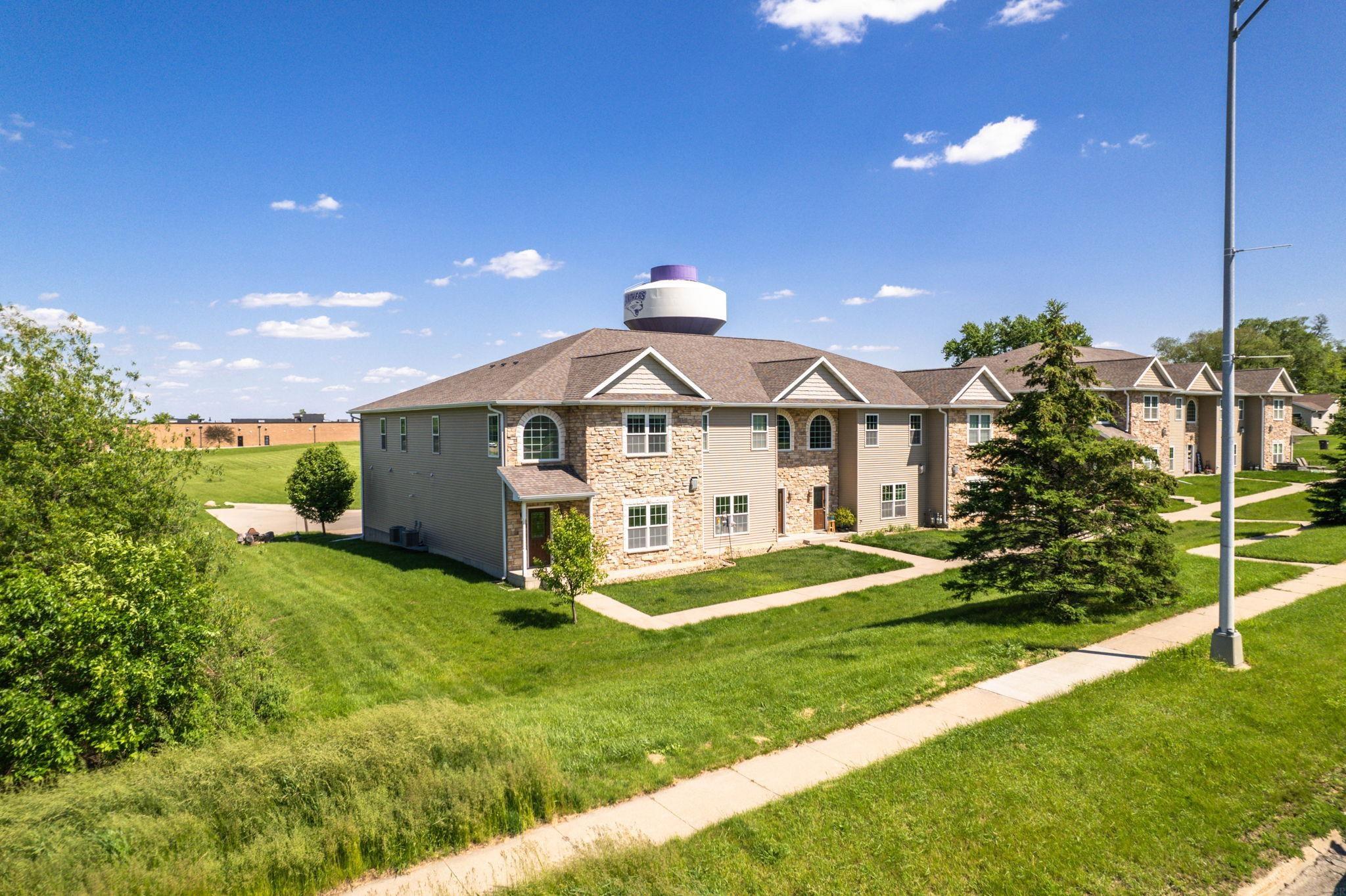 Wild Rose Ct, Cedar Falls, IA 50613