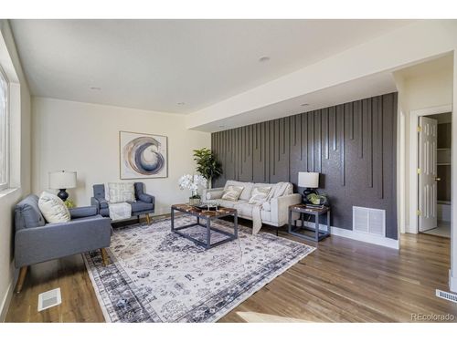 634 S Hazel St, Denver, CO, 80219 | Card Image