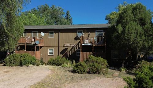 315 S River St, hot springs, SD, 57747-2342 | Card Image