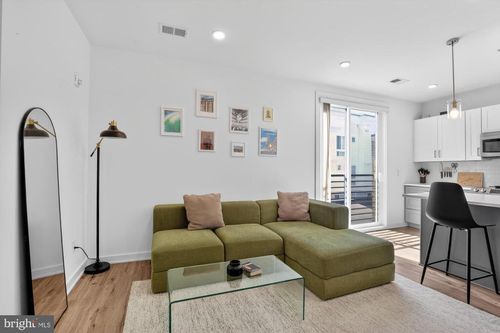 apt-5-304 W Master St, PHILADELPHIA, PA, 19122-4595 | Card Image