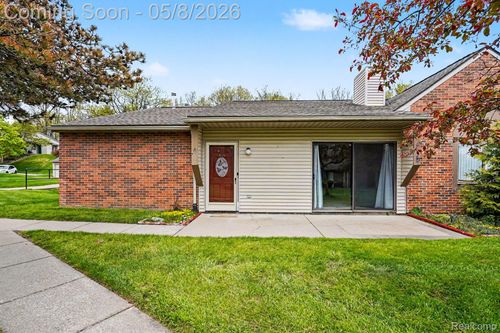 418 Water Tower Cir, Brighton, MI, 48116-2921 | Card Image