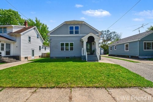 62 Oneida St, Wyoming, MI, 49548-1142 | Card Image