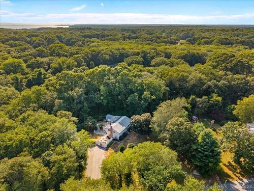 42 Schiller Ave, Pawcatuck, CT, 06379-2025 | Card Image