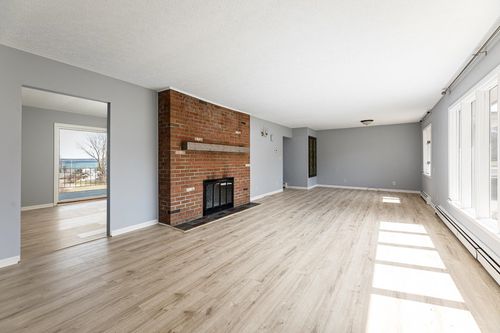 3417 Scenic Hills Dr, Williamsburg, MI, 49690-9319 | Card Image
