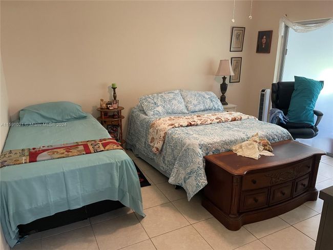 105 - 2300 Park Ln, Condo with 1 bedrooms, 1 bathrooms and null parking in Hollywood FL | Image 14