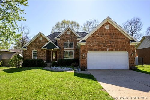 4247 Sunrise Dr, Sellersburg, IN, 47172-9255 | Card Image