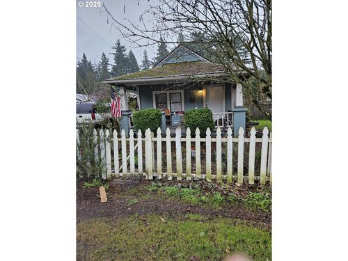5808 Se Hazel Pl, Milwaukie, OR, 97222-3811 | Card Image