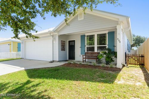 404 Ramaux St, Bay Saint Louis, MS, 39520-4723 | Card Image