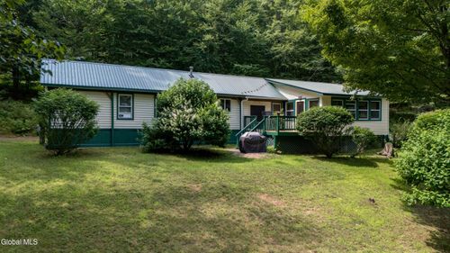 269 River Rd, Northville, NY, 12134-3533 | Card Image