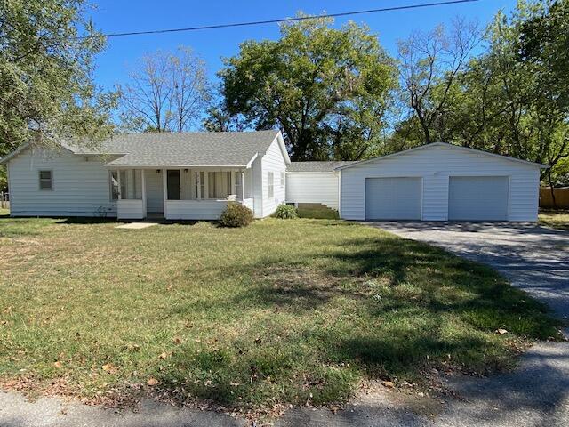 Missouri St, Marionville, MO 65705