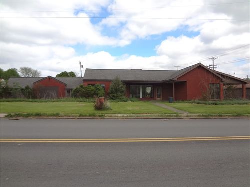 1830 Lincoln Ave, Latrobe, PA, 15650-3038 | Card Image