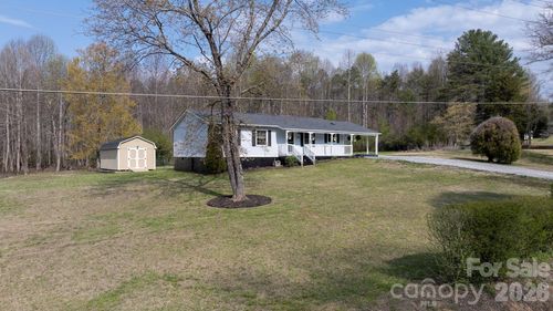 1528 Miller Hill Rd, Lenoir, NC, 28645-6013 | Card Image