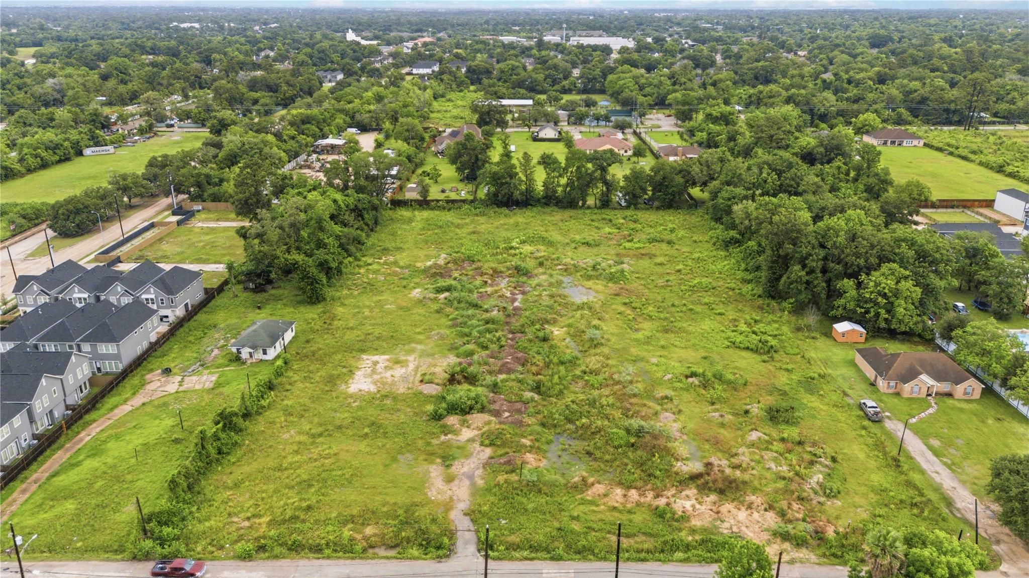 Land in Houston 4