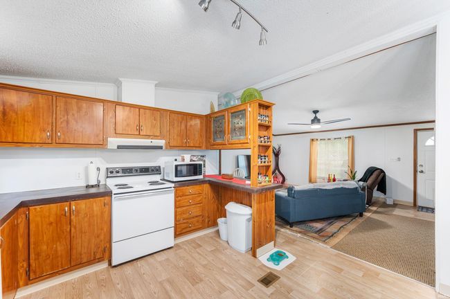 932 N Oregon St, House other with 3 bedrooms, 2 bathrooms and null parking in Shelburn IN | Image 6