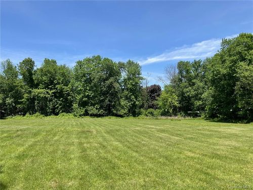 710 Croton Falls Rd, Carmel, NY, 10512-3915 | Card Image