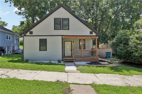 2507 S 18th St, Saint Joseph, MO, 64503-3056 | Card Image