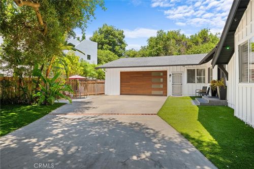22959 Humming Bird Way, Calabasas, CA, 91302-1838 | Card Image