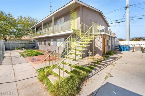 5104 Pebble Beach Blvd, Las Vegas, NV, 89108-1470 | Card Image