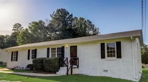 1445 E Mcintosh Rd, Griffin, GA, 30223-1601 | Card Image