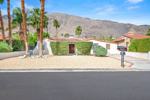 575 S Calle Santa Rosa, Palm Springs, CA, 92264-7431 | Card Image