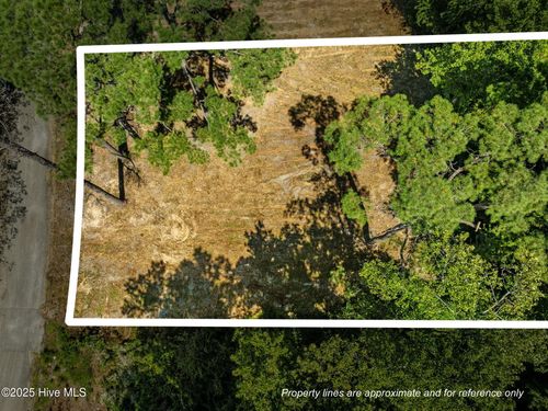 124 Jupiter Trl, Jacksonville, NC, 28546-9107 | Card Image