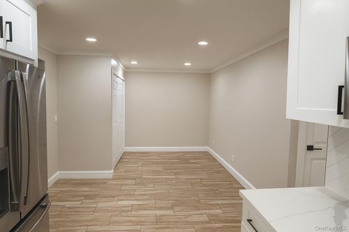 1-195 Meagher Ave, Bronx, NY, 10465-3403 | Card Image