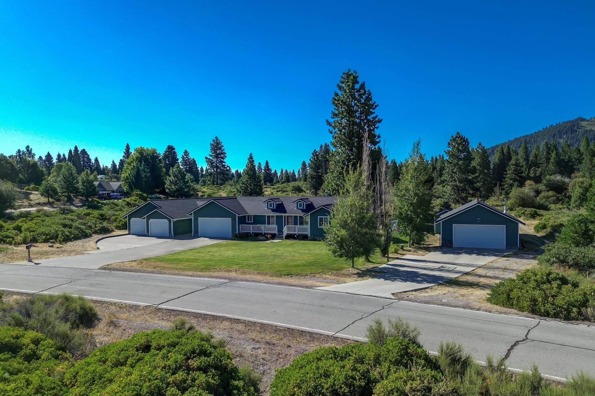 Residential in Mt Shasta 4