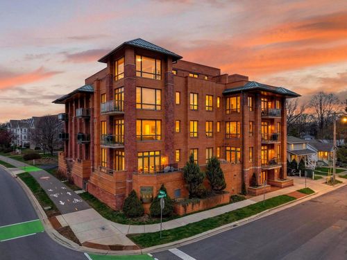 302-3502 Dennett Drive, Madison, WI, 53714 | Card Image
