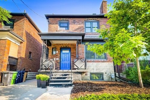 176 Pendrith St, Toronto, ON, M6G1S2 | Card Image