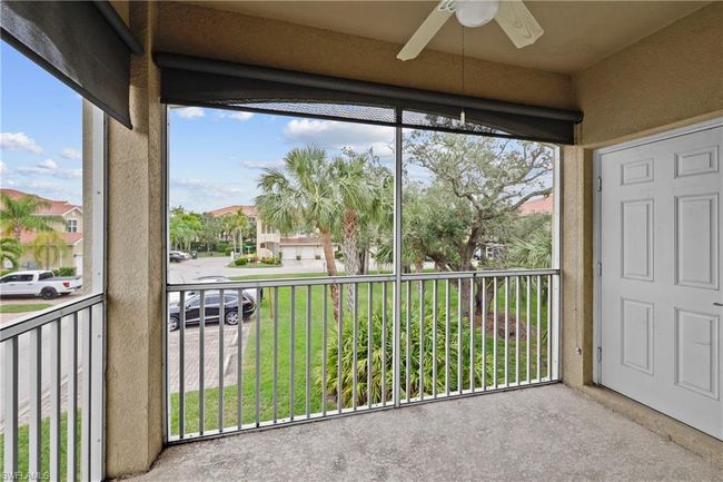 Balcony with ceiling fan | Image 14