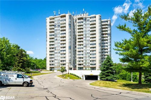 905-20 Mcfarlane Dr, Halton Hills, ON, L7G5J8 | Card Image