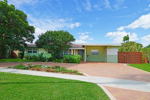 1001 Se 5th Ave, Pompano Beach, FL, 33060-8154 | Card Image