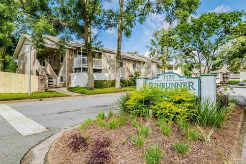 apt-d6-7171 N 9th Ave, Pensacola, FL, 32504-6652 | Card Image