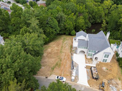 6538 Sharon Hills Rd, Charlotte, NC, 28210-7047 | Card Image