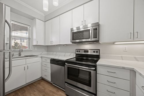 apt-106-3922 Gilbert Ave, Dallas, TX, 75219-3895 | Card Image